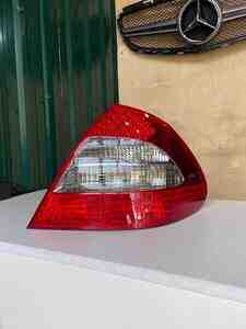 Mercedes E-Class W211 stop işığı Mercedes E-Class W211 stop işığı