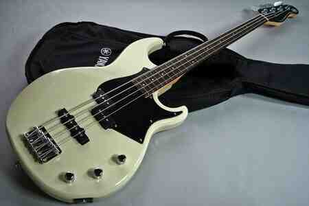 Gitara Yamaha BB234-VW 4-String Gitara Yamaha BB234-VW 4-String