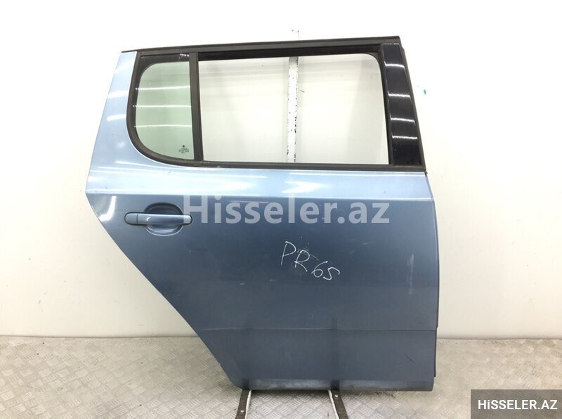 Skosa Fabia arxa qapi Skosa Fabia arxa qapi