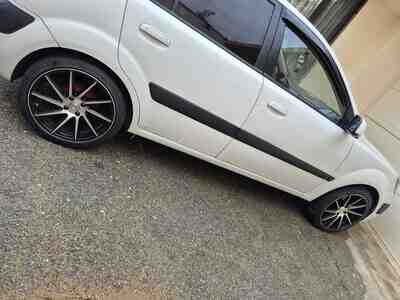 Vossen təkərləri R17 Vossen təkərləri R17