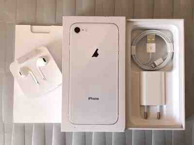 Apple iPhone 8 Silver 64GB aksesuarları Apple iPhone 8 Silver 64GB aksesuarları