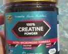 Creatine powder