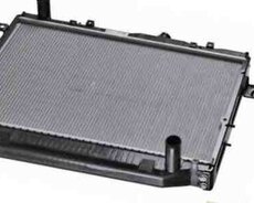 Toyota Land Cruiser HDJ101 2001-2007 su radiatoru