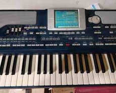 Sintezator Korg Pa 800