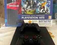 PlayStation 4 500GB