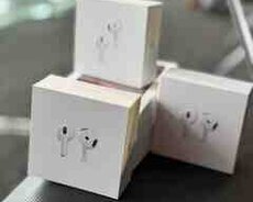 AirPods 4