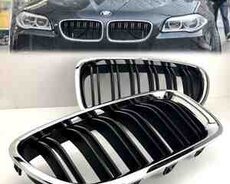 BMW F10 xrom radiator barmaqlığı