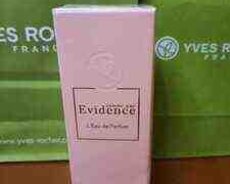 Evidence Comme Une ətri