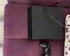 PlayStation 4 500 GB