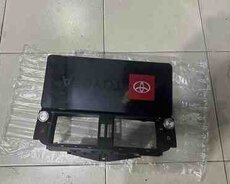 Toyota Prado 2010, 2013 monitoru