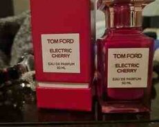 Tom Ford Electric Cherry ətri