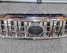 Toyota Fortuner radiator barmaqlığı