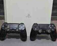 PlayStation 4 Slim