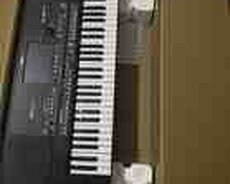 Sintezator Korg PA600