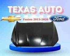 Ford Fusion kapotu