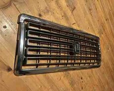 VAZ 2107 radiator barmaqlığı