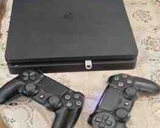 Sony PlayStation 4 Slim