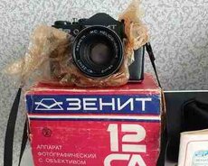 Zenit ET fotoaparatı