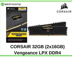 DDR4 Corsair Vengenace 32GB