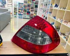 Mercedes W211, 2006-09 diodlu stop işığı