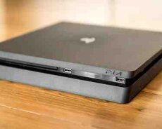 Sony PlayStation 4 Slim 500GB