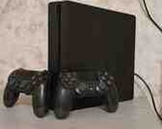 PS4 Slim
