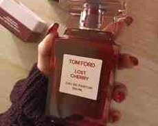 TOM FORD lost cherry ətri
