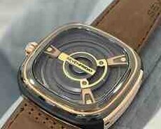 Qol saatı SEVENFRIDAY