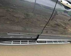 Hyundai Santa Fe ayaqaltısı