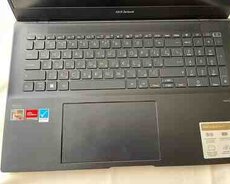 Asus ZenBook Pro 17
