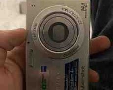 Sony Cyber-shot DSC-W530