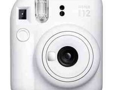 Fotoaparat İnstax mini 12