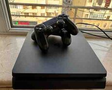 Sony Playstation 4