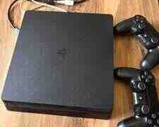 PlayStation 4 Slim