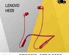 Qulaqlıq HE05 Red