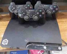 PlayStation 3 320GB + pultlar