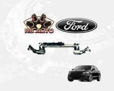 Ford Fusion radiator ekranı