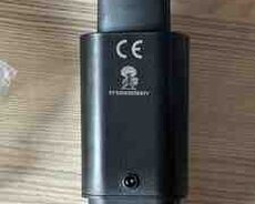 Tesla AC adapteri