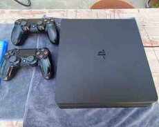 Sony PlayStation 4 Slim 1TB