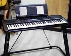 Sintezator Yamaha PSR-E383
