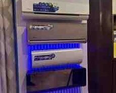Kondisioner Midea