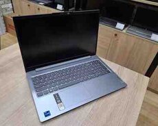 Lenovo IdeaPad Slim 3 15IRH8
