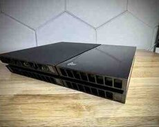 Sony PlayStation 4