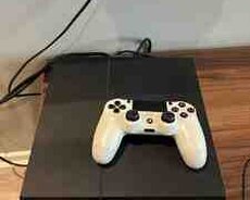 PlayStation 4