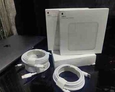 Apple MacBook adapteri