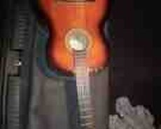 Gitara Valencia