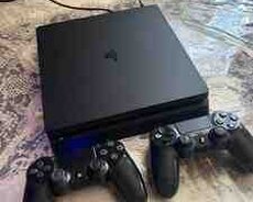 PlayStation 4 Slim