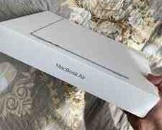 Apple MacBook Air M4 ,  512GB, 16GB