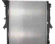 Mitsubishi L200 su radiatoru