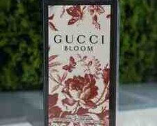 Gucci Bloom ətri